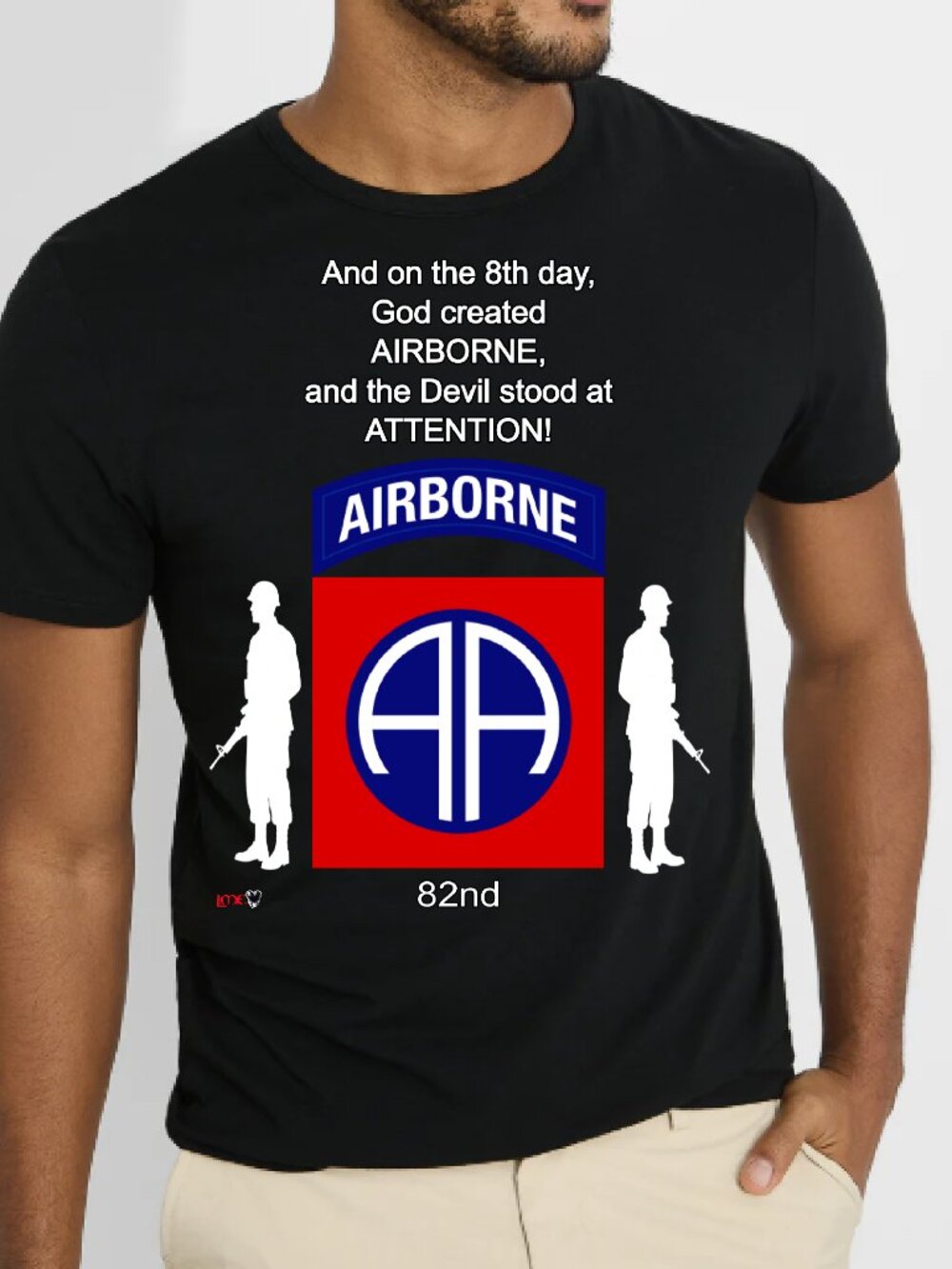 NWT. MENS 82nd AIRBORNE T-SHIRT